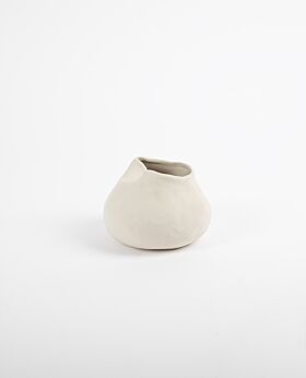 Gaia vase - drift medium