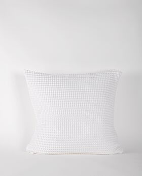 Claude waffle cushion - white