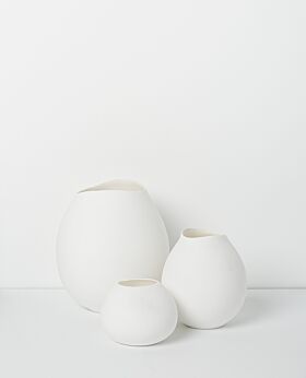 Cocoon vase