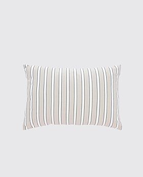 Sodhal rectangle cushion  - Nordic beige