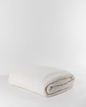 Claude waffle fleece blanket - white
