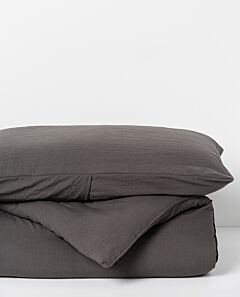 Serra microfibre quilt and pillowcase set - charcoal